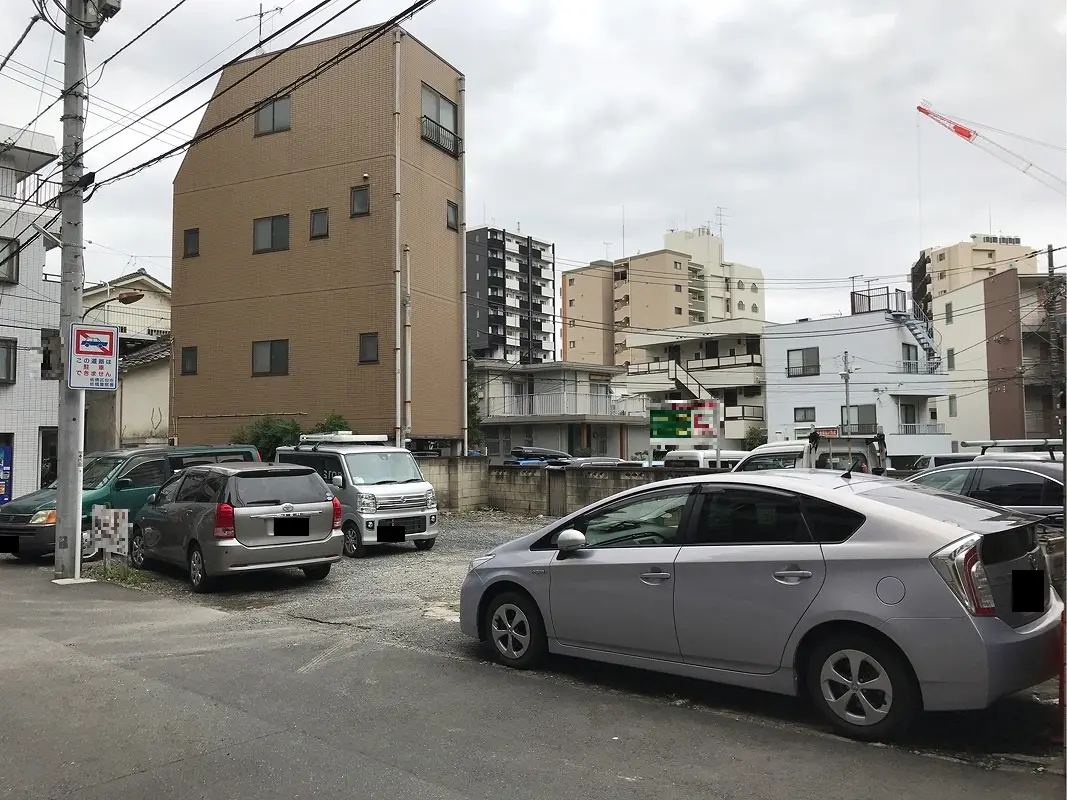 板橋区本町　月極駐車場